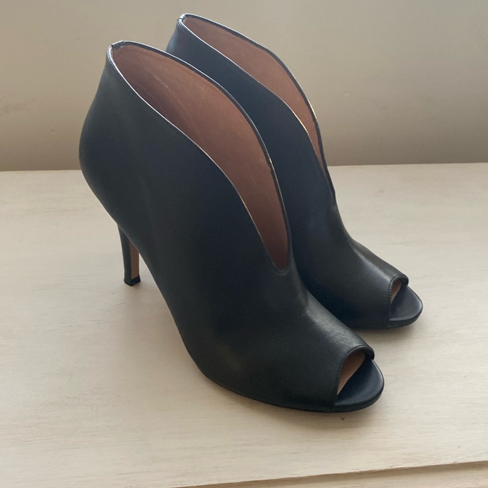 Halogen heels